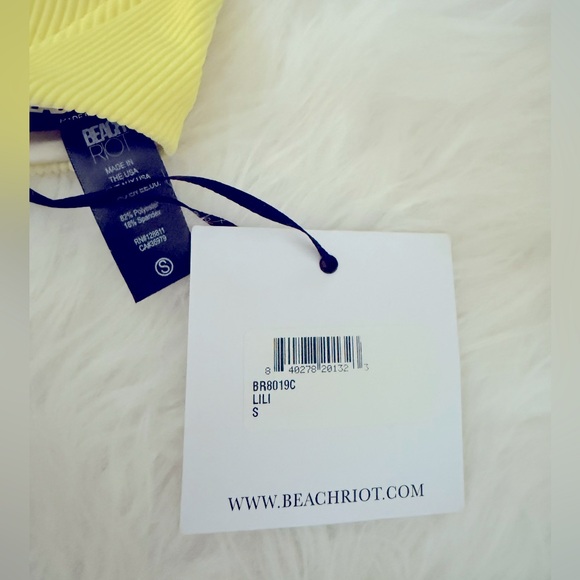 Beach Riot Yellow Bikini - Picture 4 of 5